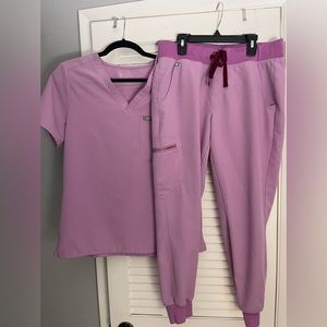 Figs Dusk Pink Scrub Set